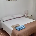 Πανσιόν Corneliaguesthouse *