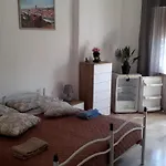 Corneliaguesthouse Πανσιόν