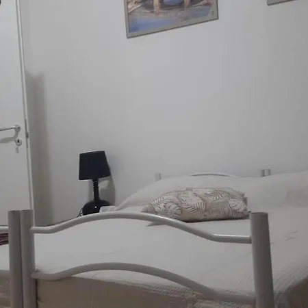 בית הארחה Corneliaguesthouse